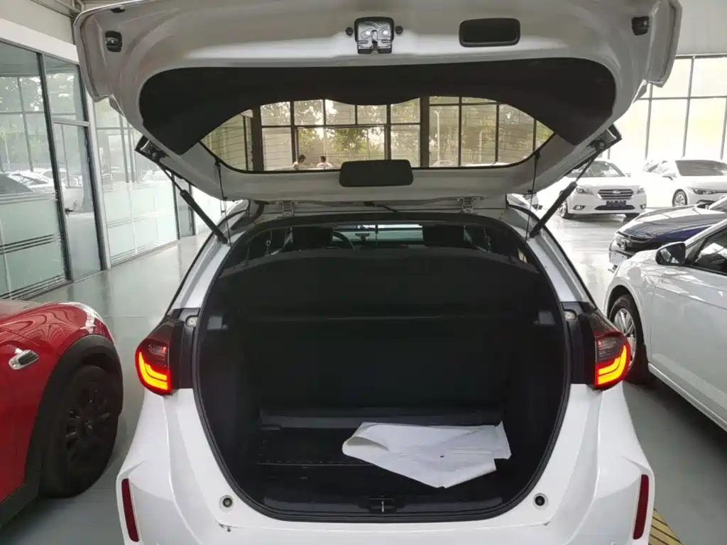Honda Fit — миниатюра 19