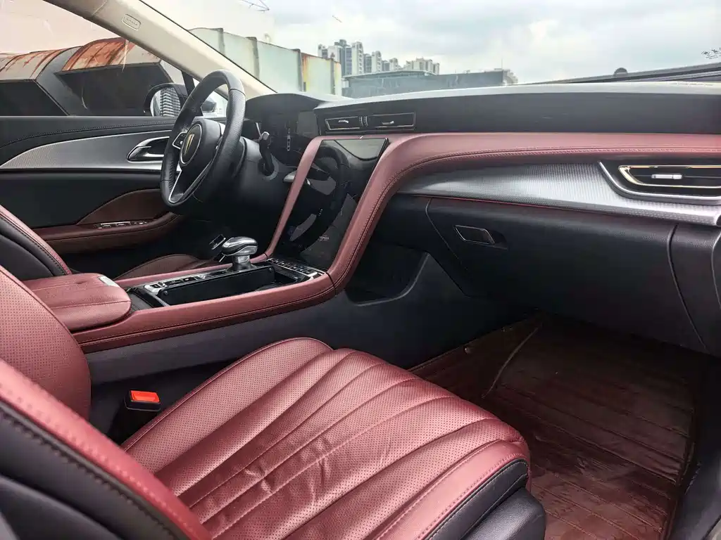 Hongqi Hongqi H5 — миниатюра 17