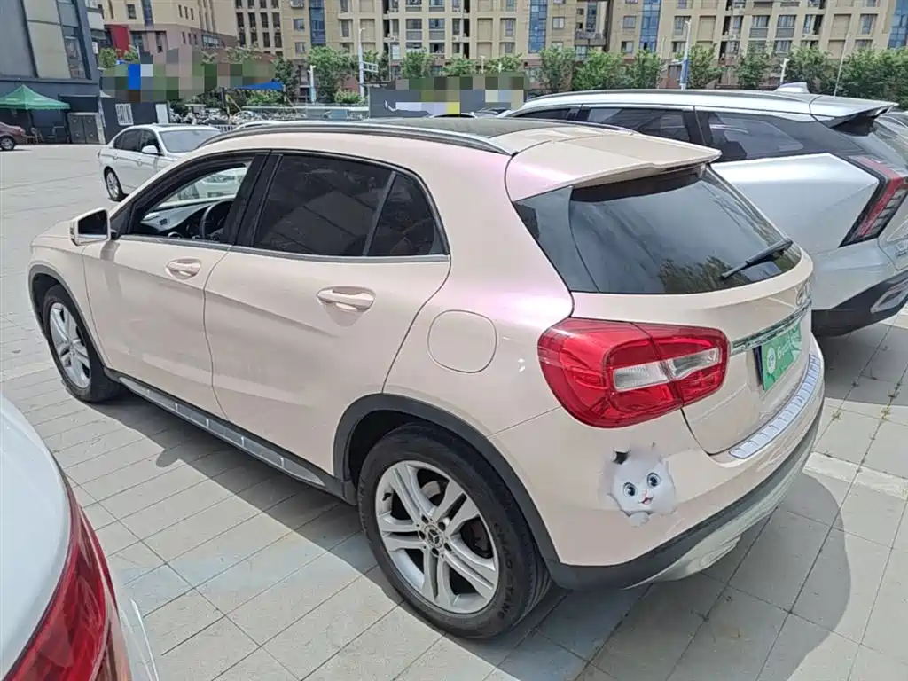 Mercedes-Benz GLA 2016 GLA 200 Fashion