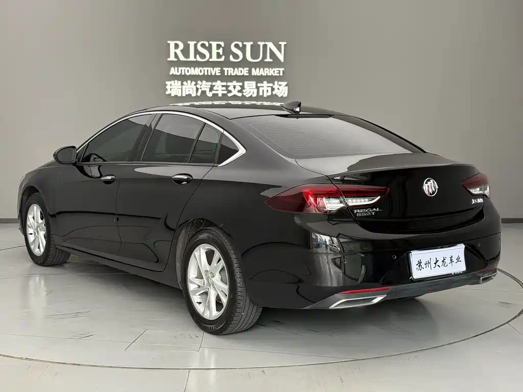 Buick Regal 2023 552T Smart
