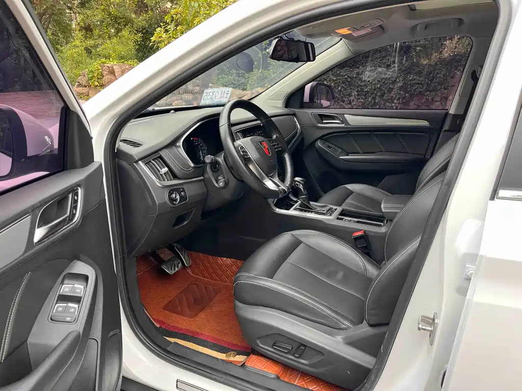 Roewe RX5 — миниатюра 12