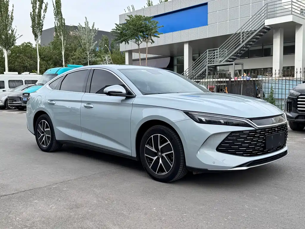 2024 BYD Qin - zdjęcie 1 z 23
