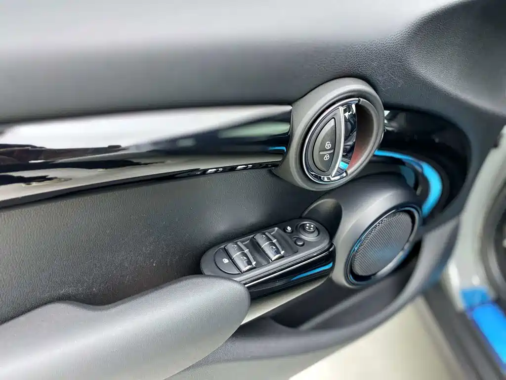 MINI Mini — миниатюра 16