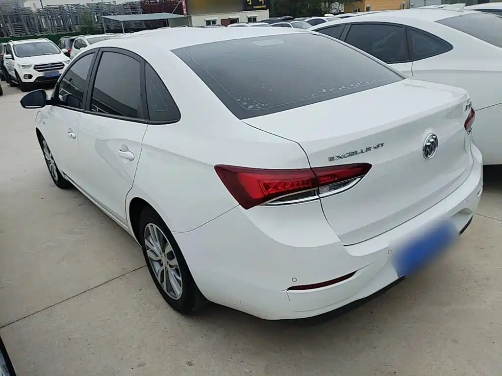 Buick Excelle — миниатюра 5