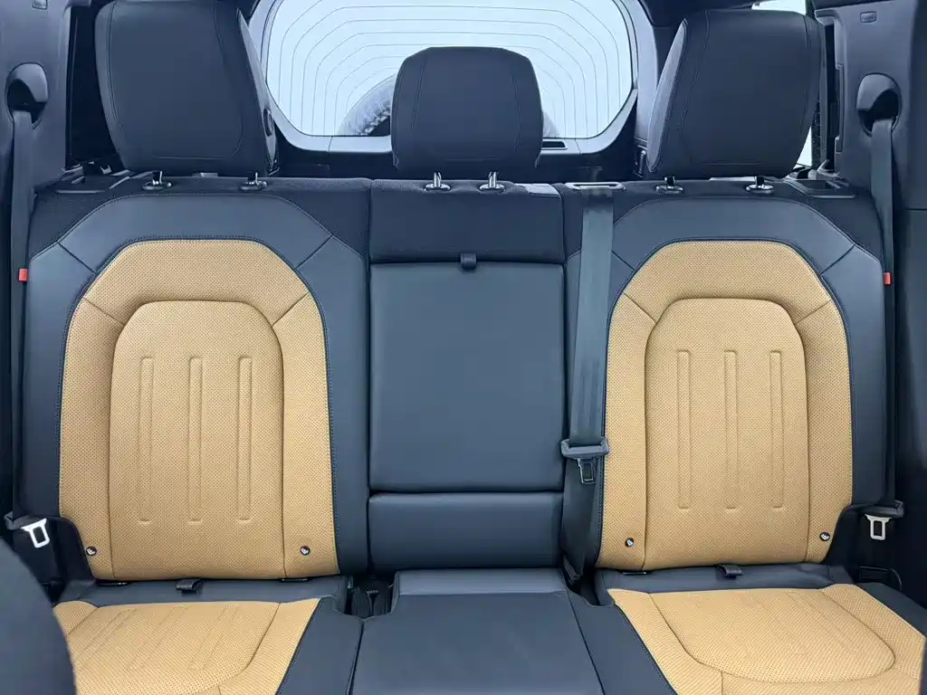 Land Rover Defender — миниатюра 33