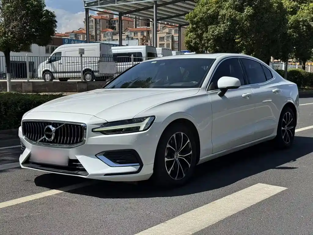 Volvo S60 — миниатюра 2