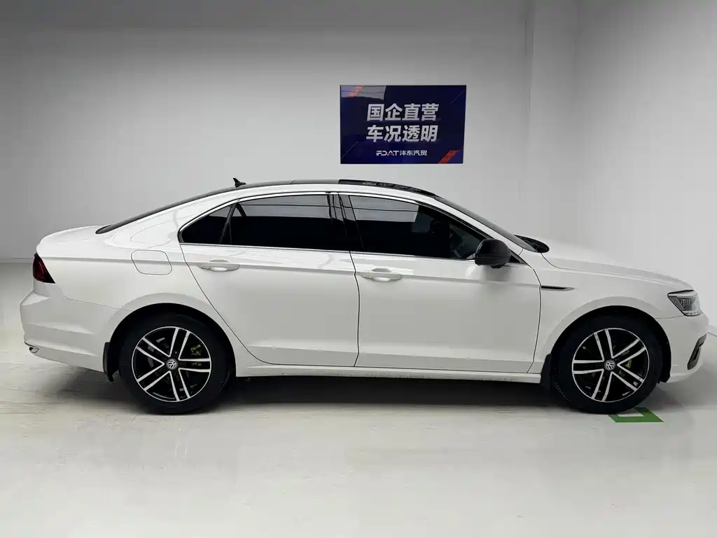 Volkswagen Lamando — миниатюра 7