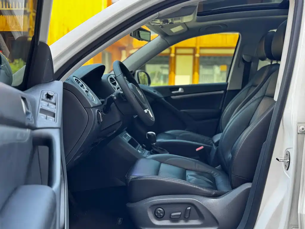 Volkswagen Tiguan — миниатюра 11