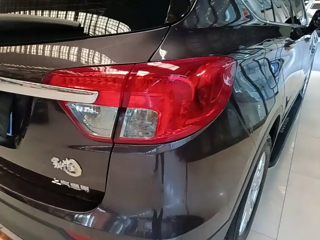 Buick Envision Plus — миниатюра 8