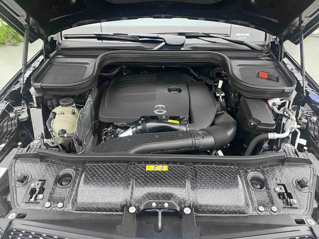 Mercedes-Benz GLE (Import) — миниатюра 8