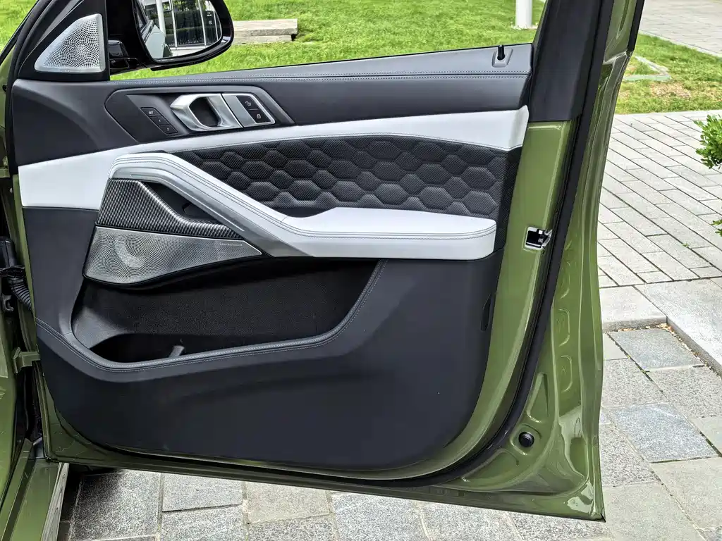BMW X6 M — миниатюра 33