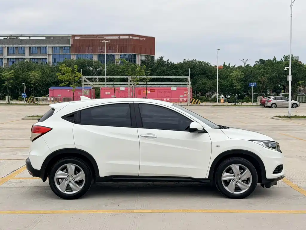Honda Vezel 2020 220 TURBO CVT Elite