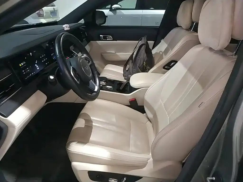 Li Auto Li ONE — миниатюра 15