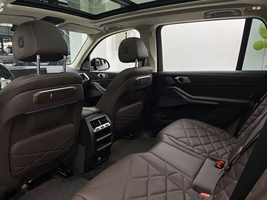 BMW X5 — миниатюра 21