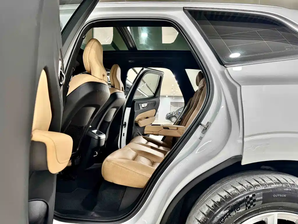 Volvo XC60 — миниатюра 7