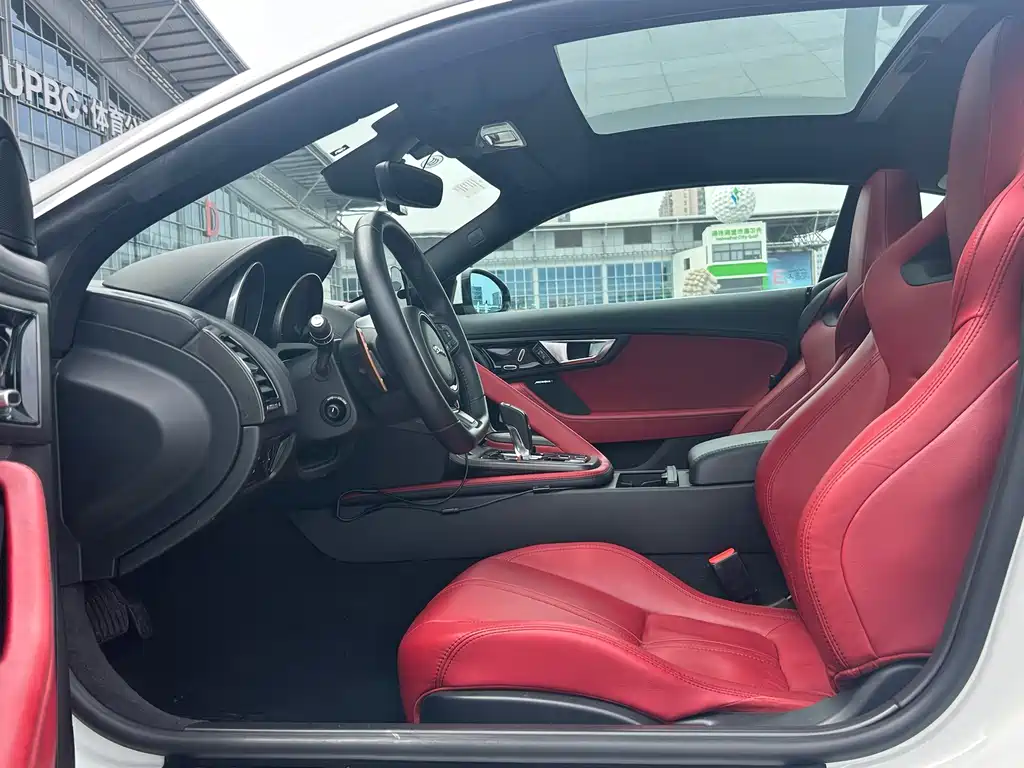 Jaguar F-TYPE — миниатюра 9