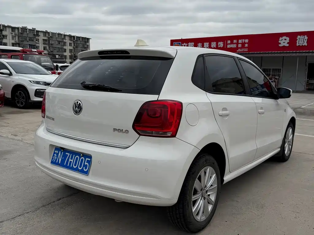 Volkswagen Polo — миниатюра 7