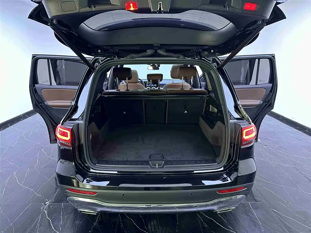 Mercedes-Benz GLB 2023 GLB 220