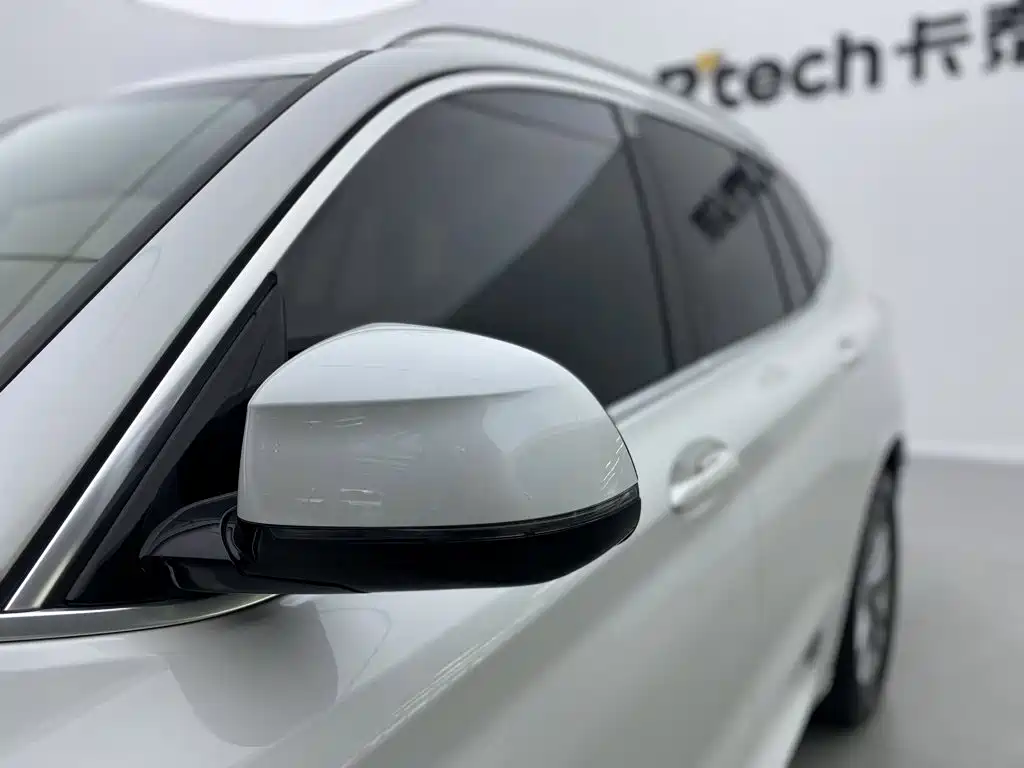 BMW X3 — миниатюра 12