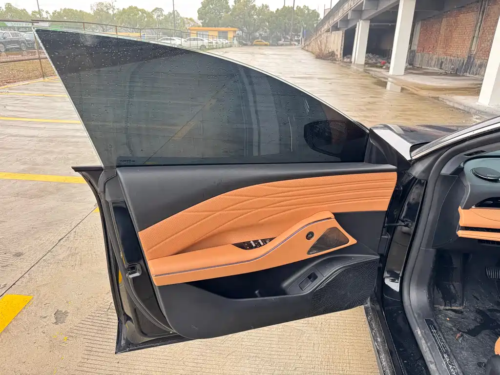 GEELY GALAXY GALAXY SPARKLE 8