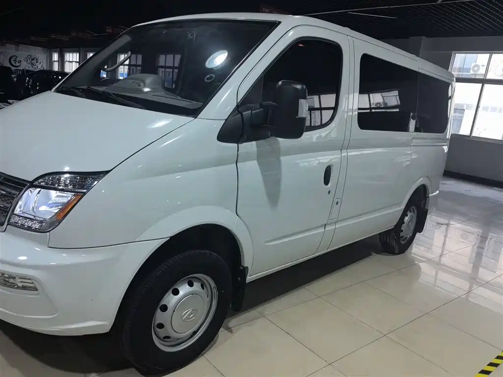 SAIC MAXUS XINTU V80