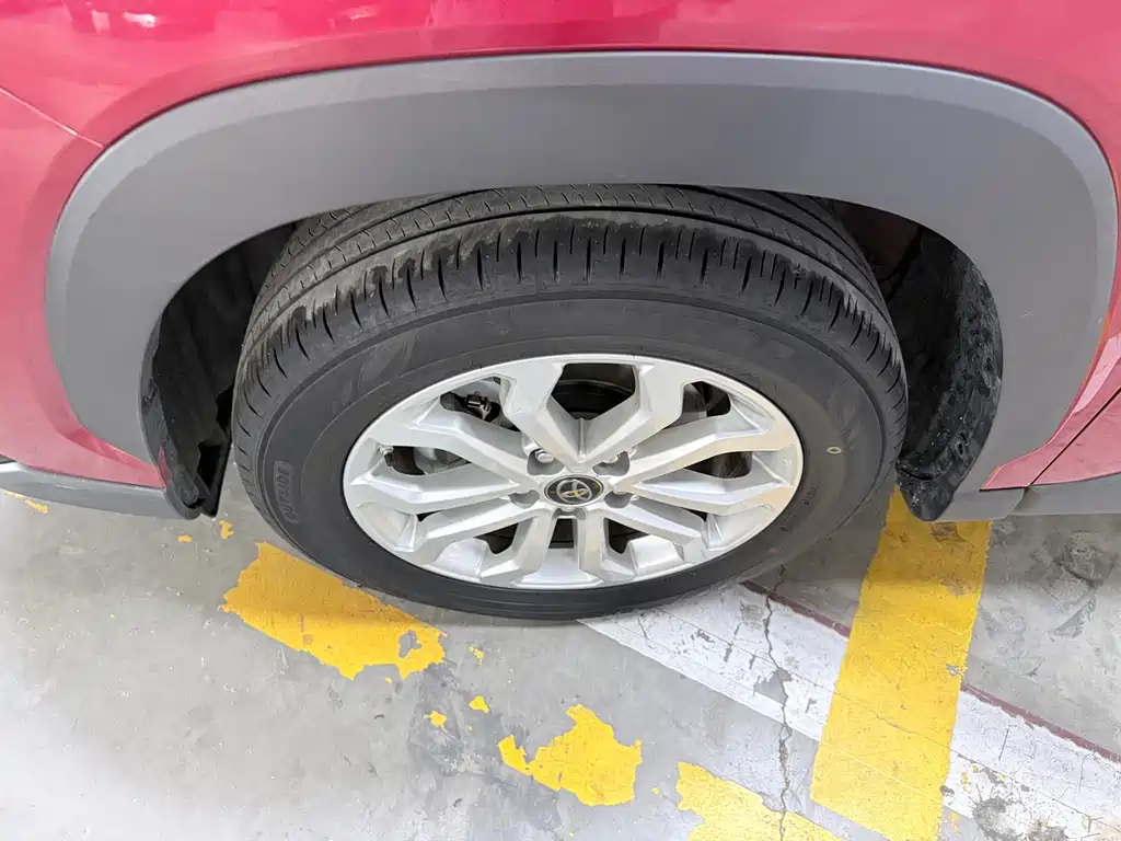 Toyota Frontlander — миниатюра 5