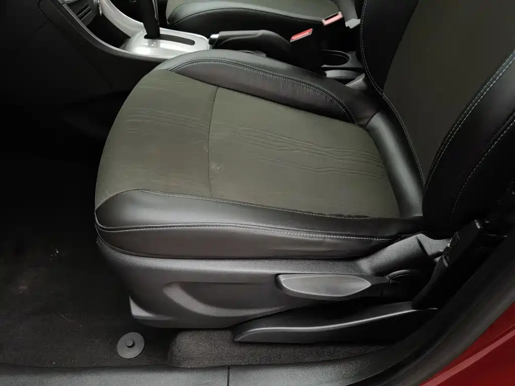 Chevrolet Trax — миниатюра 20