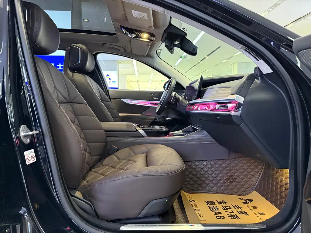 BMW 7 Series 7 2023 740Li Lead M Sport