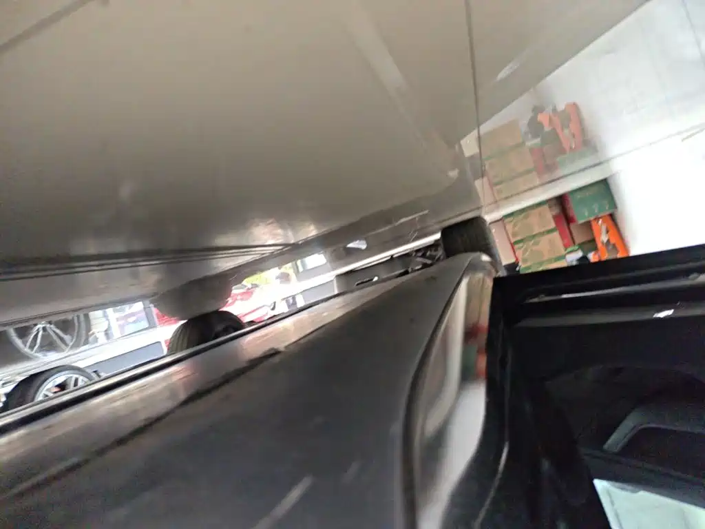 Tesla Model 3 — миниатюра 22