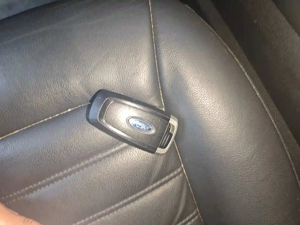 Ford Mondeo — миниатюра 12