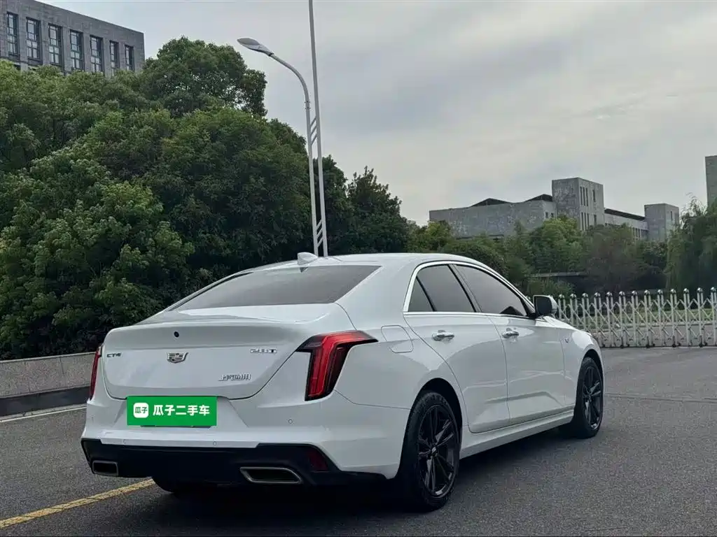 Cadillac CT4 2022 28T Luxury