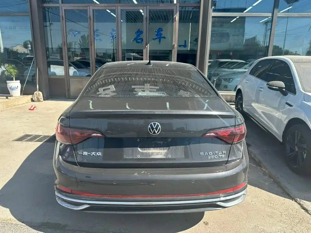 Volkswagen Sagitar — миниатюра 5