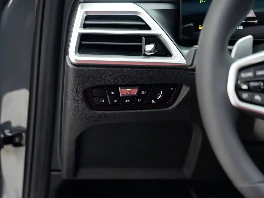 BMW 4 Series — миниатюра 18