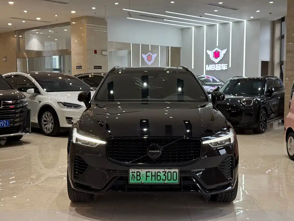 VOLVO XC60 PLUG IN HYBRID