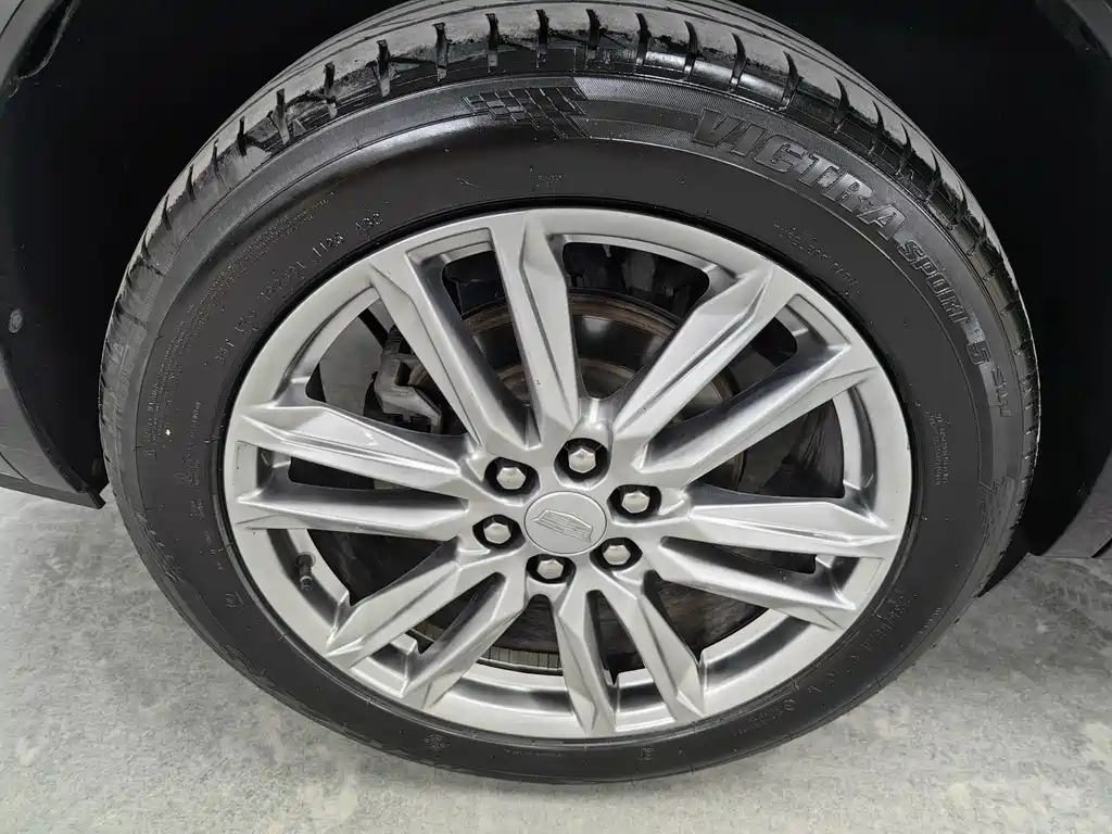 Cadillac XT6 — миниатюра 12