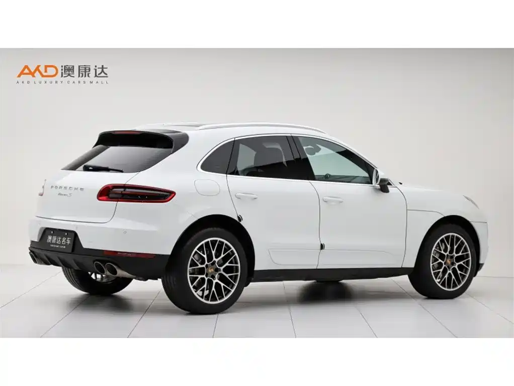 Porsche Macan — миниатюра 3