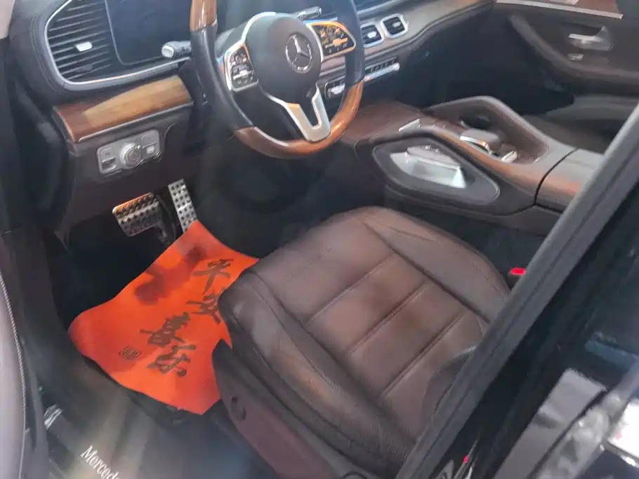 Mercedes-Benz GLS — миниатюра 9