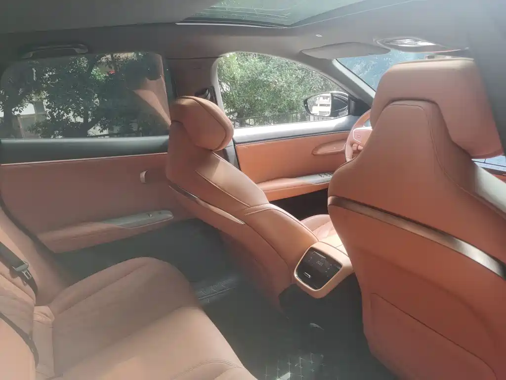 Changan Deepal DARK BLUE S07