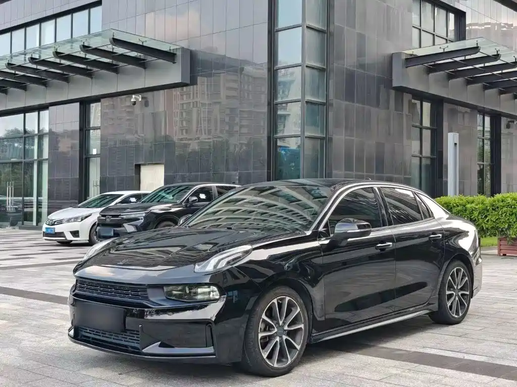 Lynk & Co 03 — миниатюра 2