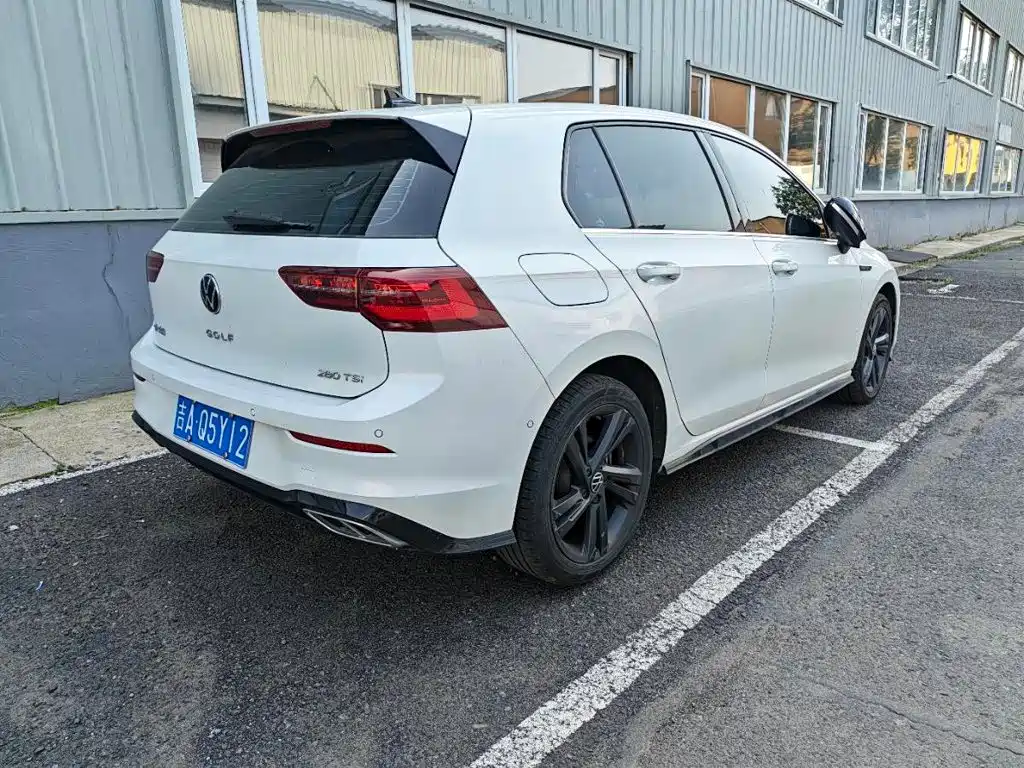 Volkswagen Golf — миниатюра 9