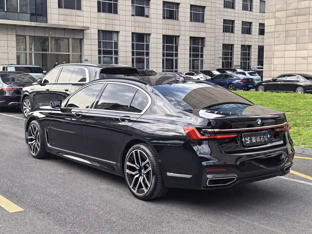 BMW 7 Series 7 2021 740Li xDrive Executive M Sport