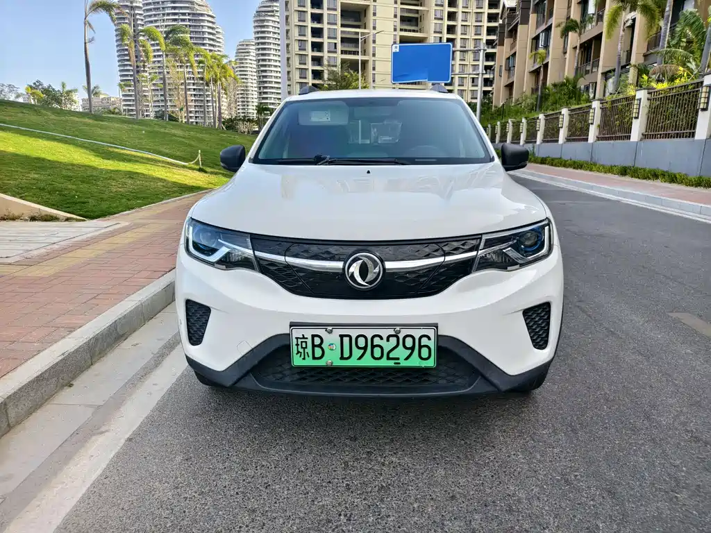 DONGFENG EX1