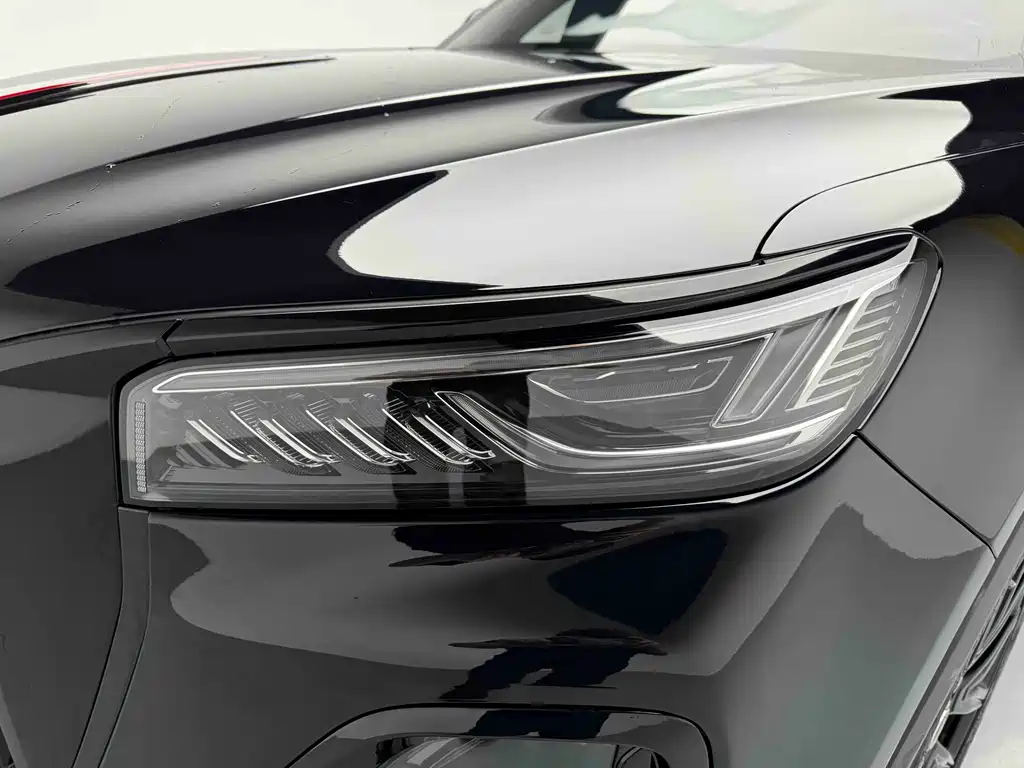 Hongqi HS5 2026 2.0T