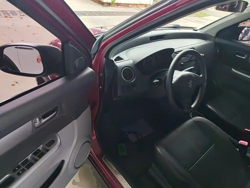 Suzuki Swift — миниатюра 16
