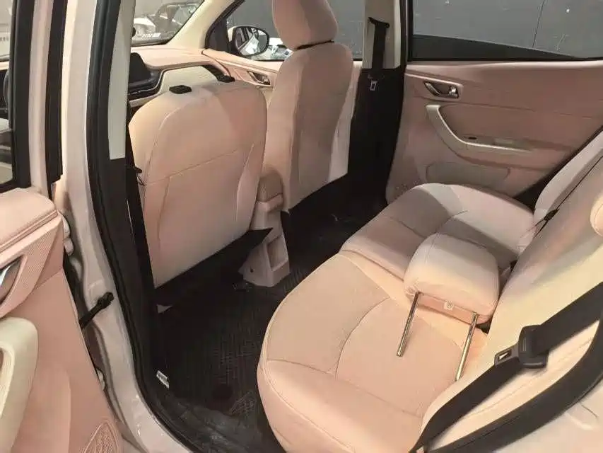 Changan Benben E-Star — миниатюра 8
