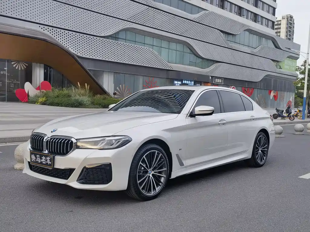 BMW 5 Series 2024