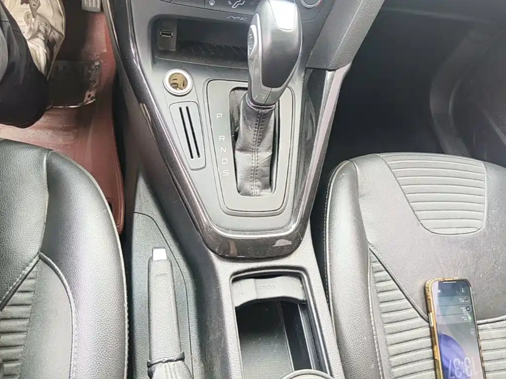 Ford Focus — миниатюра 14