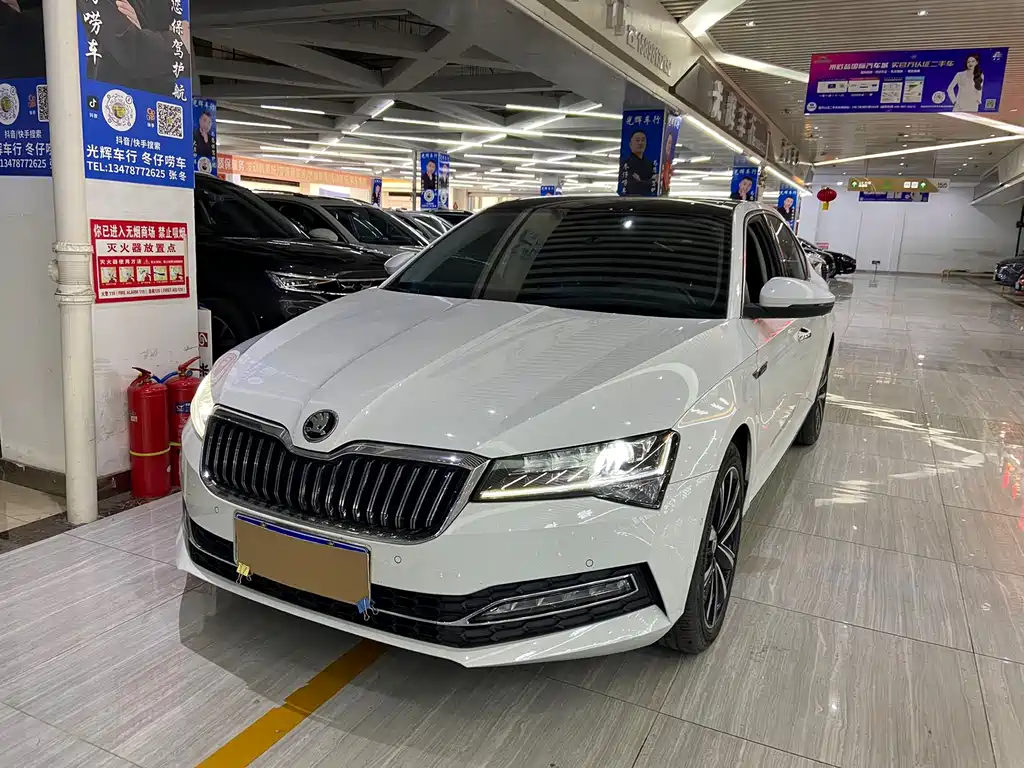 Skoda Superb 2022