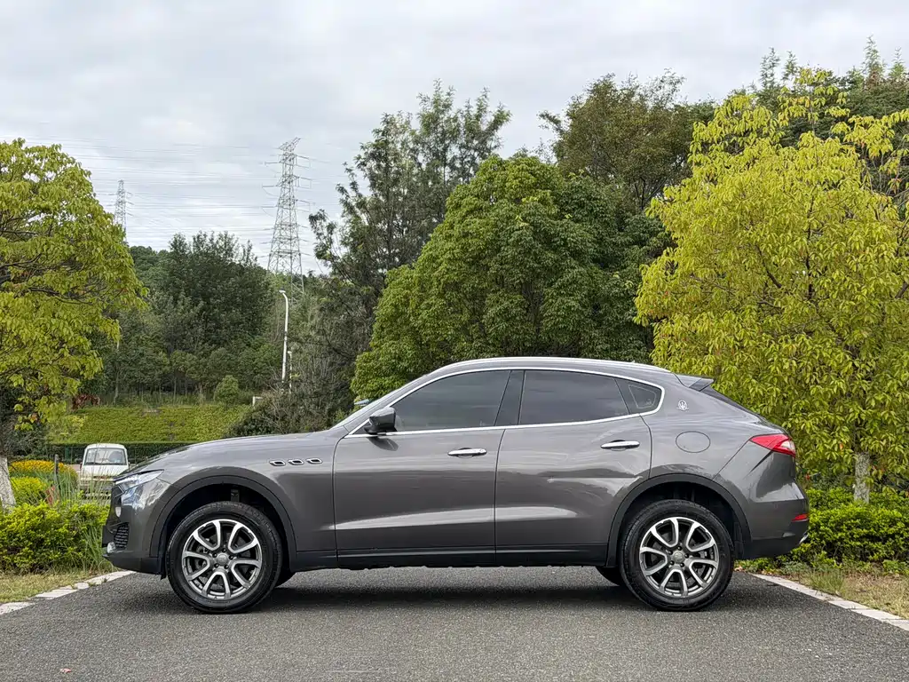 Maserati Levante 2018 3.0T Standard