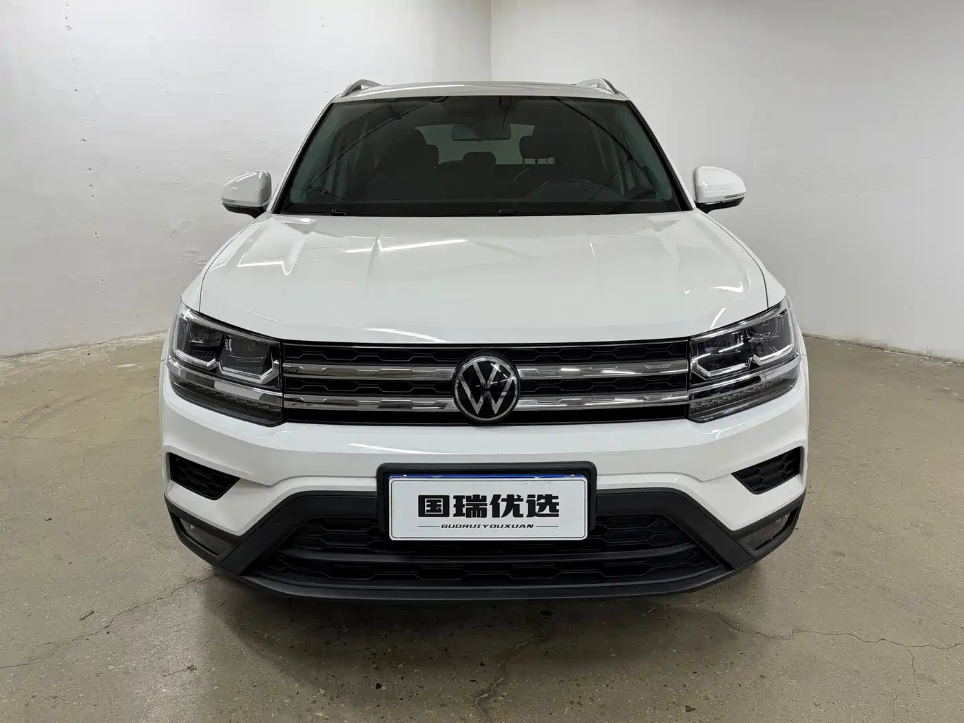 Volkswagen Tharu